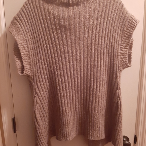 Sweater - Picture 2 of 3